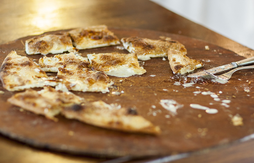 Manuelina, focaccia col formaggio di Recco